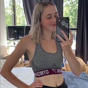 GYMSHARK Sports Bra